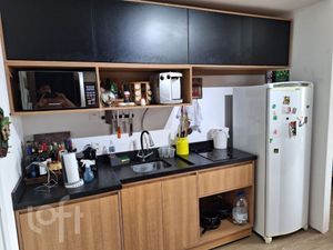 Image 3 - 855991
