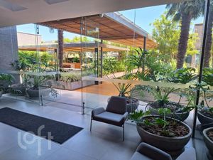 Image 9 - 855991