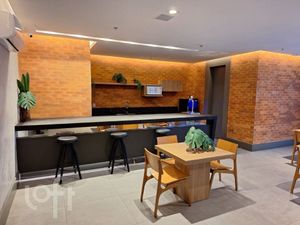 Image 16 - 855991