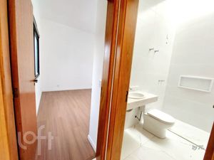 Image 16 - 856001