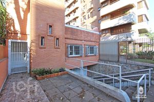 Image 42 - 856003