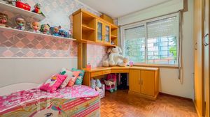 Image 15 - 856018