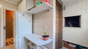 Image 8 - 856018