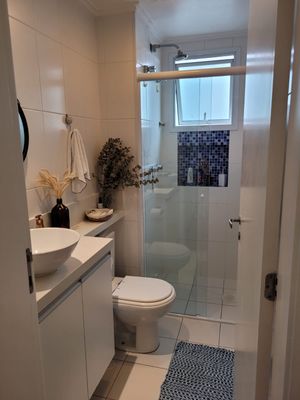 Image 19 - 856030