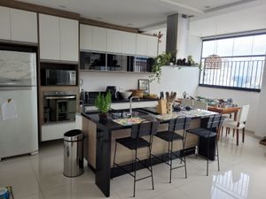 Image 4 - 856030