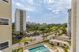 Image 17 - 856047