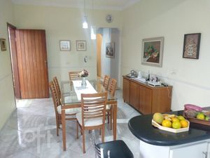 Image 9 - 856068