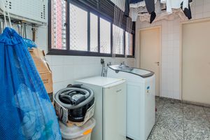 Image 44 - 856151