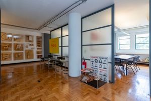 Image 11 - 856189