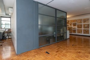 Image 16 - 856189
