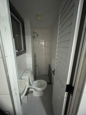 Image 14 - 856200