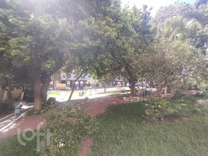 Image 0 - 856223