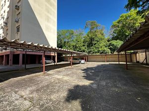 Image 33 - 856223