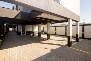 Image 6 - 856224