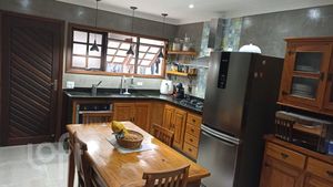 Image 5 - 856238