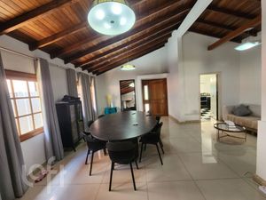 Image 4 - 856239