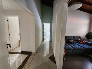 Image 8 - 856239