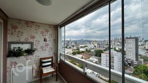 Image 1 - 856305