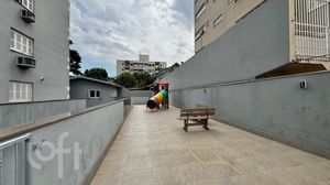 Image 32 - 856305