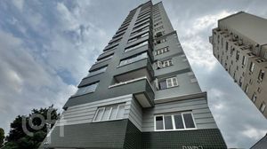 Image 38 - 856305