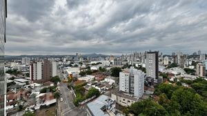 Image 5 - 856305