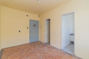 Image 3 - 856310