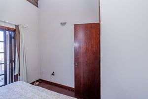 Image 24 - 856323