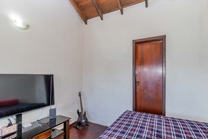 Image 32 - 856323