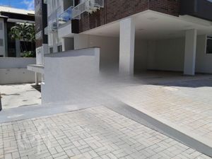 Image 16 - 856328
