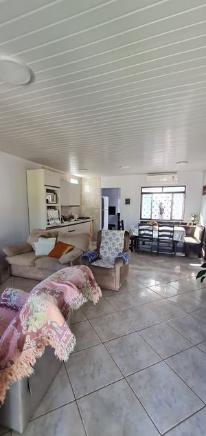 Image 3 - 856349