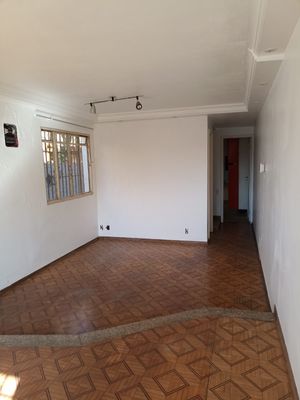 Image 4 - 856368