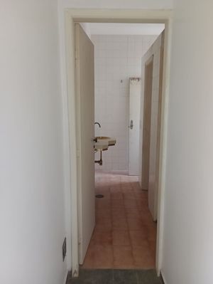 Image 6 - 856369