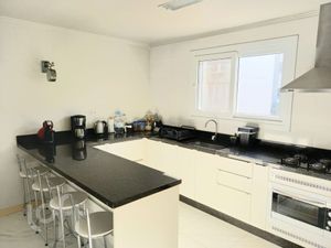 Image 42 - 856418