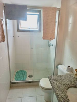 Image 8 - 856441