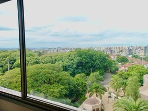 Image 18 - 856441