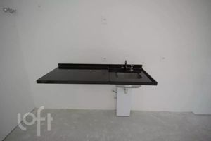 Image 3 - 856442
