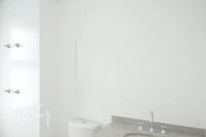 Image 19 - 856442