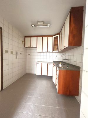 Image 29 - 856472