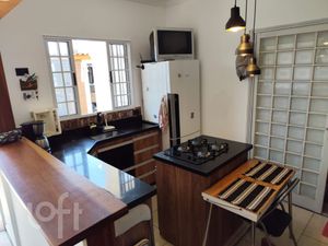Image 3 - 856496