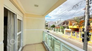 Image 10 - 856498