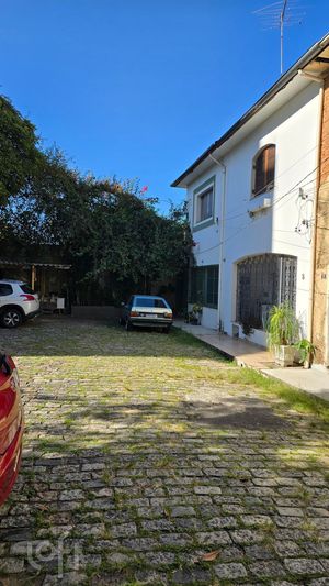 Image 7 - 856506