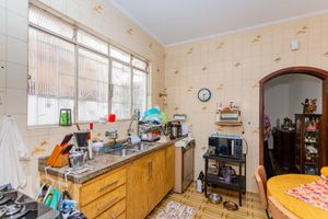 Image 16 - 856506
