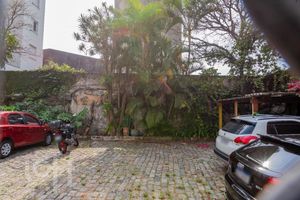 Image 12 - 856506