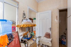 Image 20 - 856506