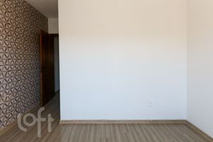 Image 16 - 856527