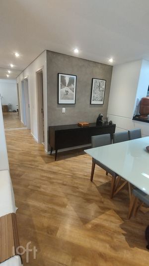 Image 3 - 856530