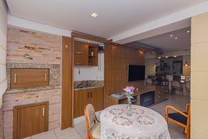 Image 9 - 856532