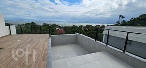 Image 4 - 856549