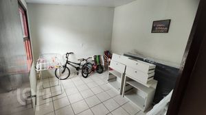 Image 26 - 856552