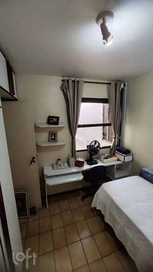 Image 7 - 856552
